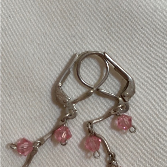 Silver and light pink dangling earrings - Picture 2 of 2